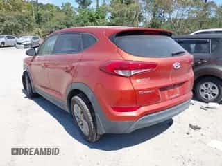 2017 Hyundai Tucson SE z VIN KM8J23A44HU527265, wystawiony jako IAAI lot #43170336 z przebiegiem 127 740 mil mil oraz . Historia ofert i sprzedaży dostępna na DreamBid. Obrazek 3.