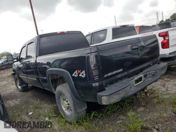 ✅ 2007 Chevrolet Silverado 2500HD LT3 • VIN: 1GCHK23D87F175692 • Lot: 55225575. Listed on Copart with 186,011 mi. Free auction sales archive from the USA and detailed vehicle history report at DreamBid. Image 2.