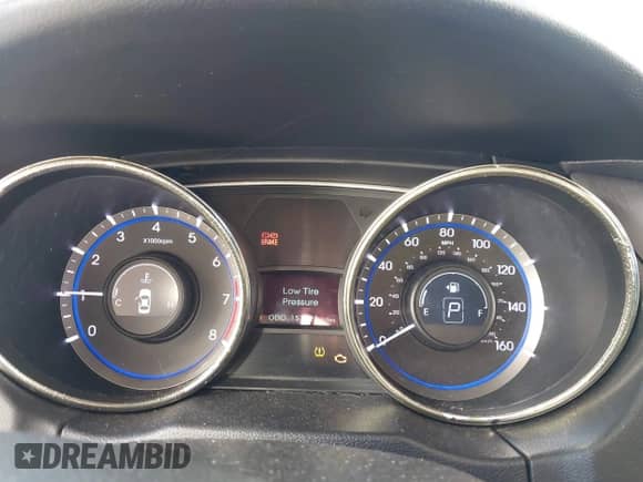 2011 Hyundai Sonata Limited с VIN 5NPEC4AB9BH213295, выставлен на аукционе IAAI как лот 43567870 с пробегом 157 328 миль миль и . История ставок и продаж доступна на DreamBid. Изображение 7.