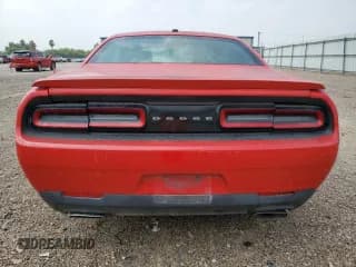 ✅ 2015 Dodge Challenger R/T • VIN: 2C3CDZAT2FH763998 • Lot: 55643234. Wystawiony na Copart z przebiegiem 112 551 mil. Bezpłatny archiwum sprzedaży aukcyjnych z USA i szczegółowy raport historii pojazdu na DreamBid. Zdjęcie 6.