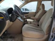 ✅ 2008 Hyundai Entourage GLS • VIN: KNDMC233986045053 • Лот: 73639094. Опубликован ранее на Copart с пробегом 168 228 миль. Бесплатный доступ к архиву аукционных продаж из США и подробный отчёт об истории автомобиля на DreamBid. Изображение 7.