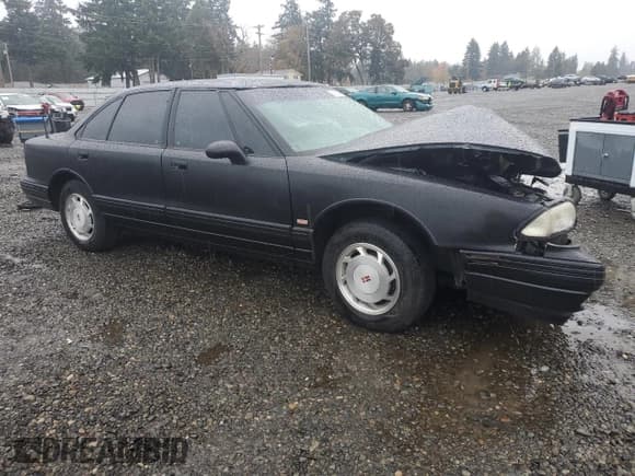 ✅ 1994 Oldsmobile 88 • VIN: 1G3HN52L4R4809631 • Lot: 91067245. Listed on Copart with 101,209 mi. Free auction sales archive from the USA and detailed vehicle history report at DreamBid. Image 4.
