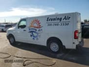 ✅ 2015 Nissan NV Cargo S • VIN: 1N6BF0KMXFN803205 • Lot: 71750765. Wystawiony na Copart z przebiegiem 146 594 mil. Bezpłatny archiwum sprzedaży aukcyjnych z USA i szczegółowy raport historii pojazdu na DreamBid. Zdjęcie 2.