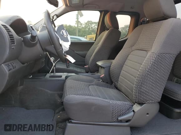 ✅ 2015 Nissan Frontier SV • VIN: 1N6AD0CU9FN715133 • Lot: 63660465. Wystawiony na Copart z przebiegiem 137 521 mil. Bezpłatny archiwum sprzedaży aukcyjnych z USA i szczegółowy raport historii pojazdu na DreamBid. Zdjęcie 7.