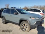 ✅ 2014 Jeep Cherokee Trailhawk • VIN: 1C4PJMBS5EW163278 • Lot: 93618155. Wystawiony na Copart z przebiegiem 145 412 mil. Bezpłatny archiwum sprzedaży aukcyjnych z USA i szczegółowy raport historii pojazdu na DreamBid. Zdjęcie 4.