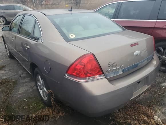 2006 Chevrolet Impala LT z VIN 2G1WT58N569128174, wystawiony jako Copart lot #85081334 z przebiegiem 182 431 mil mil oraz Czysty tytuł • Clean title. Historia ofert i sprzedaży dostępna na DreamBid. Obrazek 2.