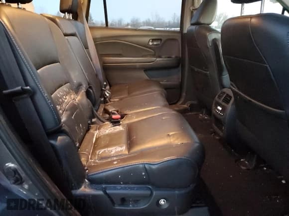 ✅ 2019 Honda Pilot EX-L • VIN: 5FNYF6H54KB052773 • Lot: 92529725. Listed on Copart with 52,825 mi. Free auction sales archive from the USA and detailed vehicle history report at DreamBid. Image 11.