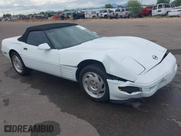 ✅ 1994 Chevrolet Corvette • VIN: 1G1YY32P0R5103497 • Lot: 43118727. Wystawiony na IAAI z przebiegiem 163 347 mil. Bezpłatny archiwum sprzedaży aukcyjnych z USA i szczegółowy raport historii pojazdu na DreamBid. Zdjęcie 1.