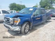 ✅ 2022 Ford F-150 XL • VIN: 1FTFW1E88NKD97983 • Lot: 42827622. Wystawiony na IAAI z przebiegiem 86 393 mil. Bezpłatny archiwum sprzedaży aukcyjnych z USA i szczegółowy raport historii pojazdu na DreamBid. Zdjęcie 2.