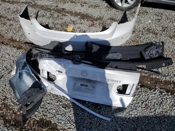 ✅ 2013 BMW 3 Series 335i xDrive • VIN: WBA3B9C50DF585942 • Lot: 81073555. Listed on Copart with 115,948 mi. Free auction sales archive from the USA and detailed vehicle history report at DreamBid. Image 12.