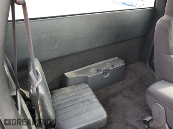 ✅ 2003 Chevrolet S-10 LS • VIN: 1GCCS19X038113093 • Лот: 51652025. Опубликован ранее на Copart с пробегом 152 282 миль. Бесплатный доступ к архиву аукционных продаж из США и подробный отчёт об истории автомобиля на DreamBid. Изображение 10.