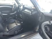 ✅ 2010 MINI Convertible S • VIN: WMWMS3C57ATY51102 • Лот: 43162568. Опубликован ранее на IAAI с пробегом 68 148 миль. Бесплатный доступ к архиву аукционных продаж из США и подробный отчёт об истории автомобиля на DreamBid. Изображение 5.