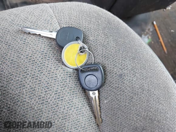 ✅ 2009 Chevrolet Express Cargo • VIN: 1GCGG25C091116931 • Lot: 42735045. Listed on IAAI with 239,597 mi. Free auction sales archive from the USA and detailed vehicle history report at DreamBid. Image 11.