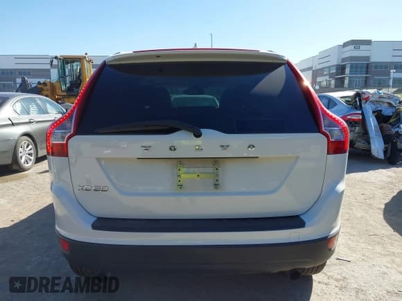✅ 2012 Volvo XC60 3.2L • VIN: YV4952DL7C2303064 • Lot: 43571253. Listed on IAAI with 39,926 mi. Free auction sales archive from the USA and detailed vehicle history report at DreamBid. Image 16.