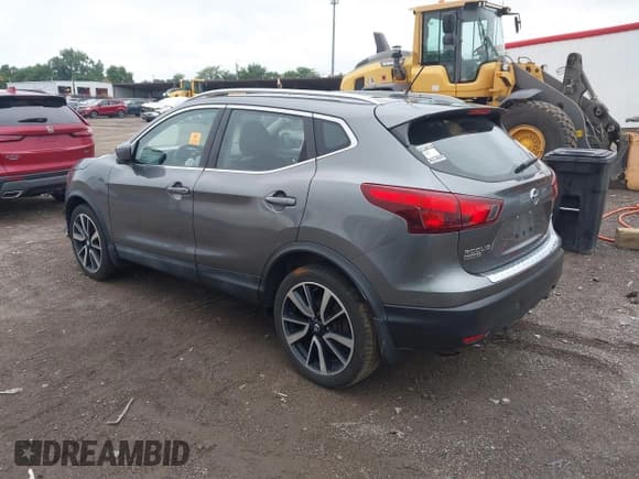 ✅ 2017 Nissan Rogue SV • VIN: JN1BJ1CR9HW109879 • Lot: 42812274. Listed on IAAI with 75,443 mi. Free auction sales archive from the USA and detailed vehicle history report at DreamBid. Image 3.