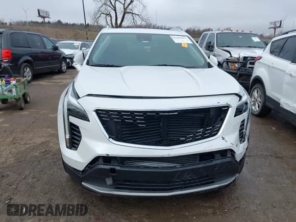 ✅ 2022 Cadillac XT4 FWD Premium Luxury • VIN: 1GYFZCR42NF124440 • Lot: 41183073. Listed on IAAI with 47,763 mi. Free auction sales archive from the USA and detailed vehicle history report at DreamBid. Image 12.