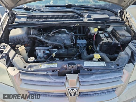 ✅ 2009 Dodge Grand Caravan SE • VIN: 2D8HN44E19R636447 • Lot: 85567455. Listed on Copart with 152,227 mi. Free auction sales archive from the USA and detailed vehicle history report at DreamBid. Image 12.