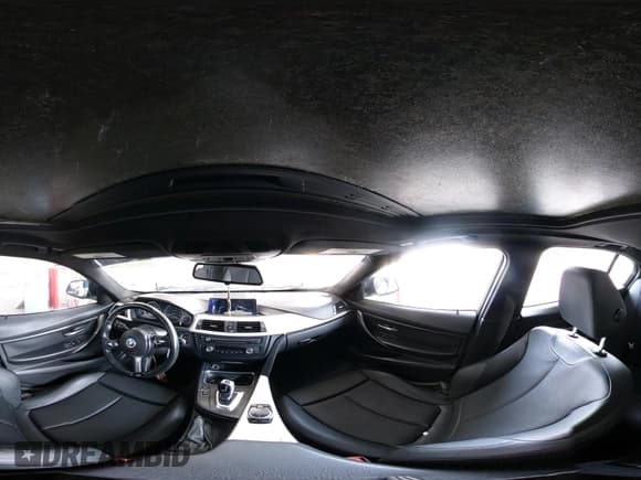 ✅ 2014 BMW 3 Series 320i • VIN: WBA3B1C53EK133557 • Lot: 43502867. Listed on IAAI with 172,220 mi. Free auction sales archive from the USA and detailed vehicle history report at DreamBid. Image 18.