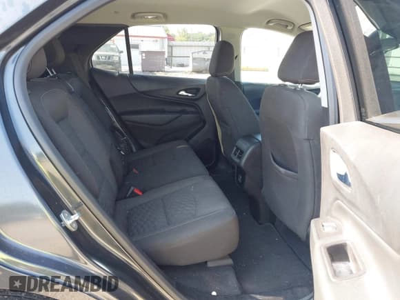 ✅ 2020 Chevrolet Equinox LT • VIN: 2GNAXKEV0L6136311 • Lot: 43165438. Listed on IAAI with 97,615 mi. Free auction sales archive from the USA and detailed vehicle history report at DreamBid. Image 8.