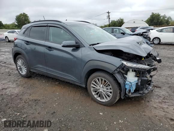 ✅ 2019 Hyundai Kona SEL • VIN: KM8K22AA1KU320425 • Лот: 69321573. Опубликован ранее на Copart с пробегом 82 913 миль. Бесплатный доступ к архиву аукционных продаж из США и подробный отчёт об истории автомобиля на DreamBid. Изображение 4.
