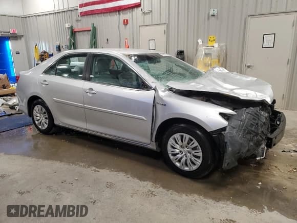 ✅ 2014 Toyota Camry SE Limited Edition • VIN: 4T1BD1FK2EU100544 • Lot: 90069755. Wystawiony na Copart z przebiegiem Nie podano. Bezpłatny archiwum sprzedaży aukcyjnych z USA i szczegółowy raport historii pojazdu na DreamBid. Zdjęcie 4.