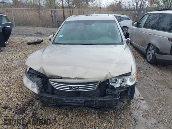 ✅ 2009 Hyundai Azera Limited • VIN: KMHFC46FX9A343230 • Lot: 42107823. Listed on IAAI with 26,319 mi. Free auction sales archive from the USA and detailed vehicle history report at DreamBid. Image 13.