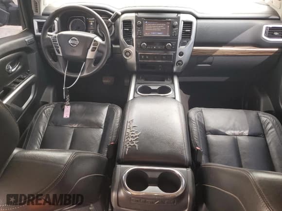 ✅ 2017 Nissan Titan SV • VIN: 1N6AA1E6XHN514230 • Лот: 57072735. Опубликован ранее на Copart с пробегом 123 848 миль. Бесплатный доступ к архиву аукционных продаж из США и подробный отчёт об истории автомобиля на DreamBid. Изображение 8.