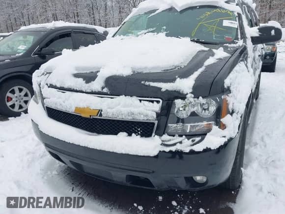 2014 Chevrolet Suburban LT с VIN 1GNSKJE72ER188402, выставлен на аукционе IAAI как лот 41529767 с пробегом Не указан миль и . История ставок и продаж доступна на DreamBid. Изображение 11.