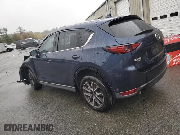 ✅ 2017 Mazda CX-5 Grand Touring • VIN: JM3KFBDLXH0189878 • Лот: 85780135. Опубликован ранее на Copart с пробегом Не указан. Бесплатный доступ к архиву аукционных продаж из США и подробный отчёт об истории автомобиля на DreamBid. Изображение 2.