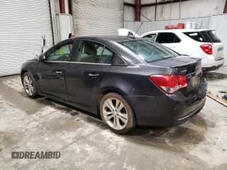 ✅ 2015 Chevrolet Cruze LTZ • VIN: 1G1PG5SB4F7115389 • Lot: 39312223. Wystawiony na Copart z przebiegiem 114 654 mil. Bezpłatny archiwum sprzedaży aukcyjnych z USA i szczegółowy raport historii pojazdu na DreamBid. Zdjęcie 2.