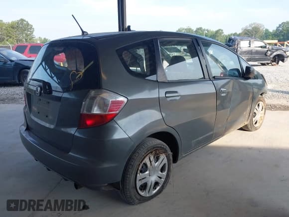 ✅ 2009 Honda Fit • VIN: JHMGE88289S066185 • Лот: 42579986. Опубликован ранее на IAAI с пробегом 185 146 миль. Бесплатный доступ к архиву аукционных продаж из США и подробный отчёт об истории автомобиля на DreamBid. Изображение 4.