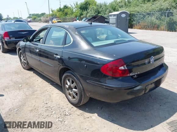 ✅ 2007 Buick LaCrosse CX • VIN: 2G4WC582071131198 • Лот: 42744216. Опубликован ранее на IAAI с пробегом 129 726 миль. Бесплатный доступ к архиву аукционных продаж из США и подробный отчёт об истории автомобиля на DreamBid. Изображение 3.