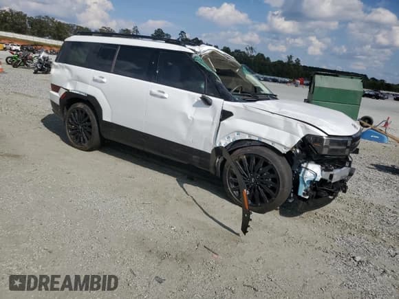 ✅ 2025 Hyundai Santa Fe Calligraphy • VIN: 5NMP5DGL9SH082417 • Lot: 84039195. Listed on Copart with 9,995 mi. Free auction sales archive from the USA and detailed vehicle history report at DreamBid. Image 4.
