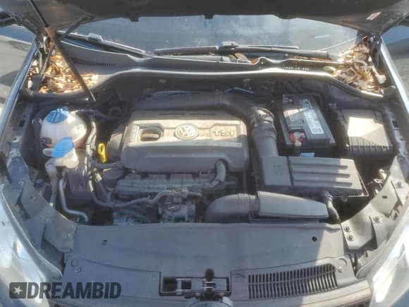 ✅ 2014 Volkswagen Golf GTI Wolfsburg Edition • VIN: WVWHD7AJXEW008893 • Lot: 93339125. Wystawiony na Copart z przebiegiem 118 979 mil. Bezpłatny archiwum sprzedaży aukcyjnych z USA i szczegółowy raport historii pojazdu na DreamBid. Zdjęcie 11.