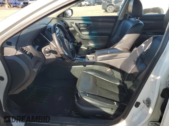 ✅ 2018 Nissan Altima S • VIN: 1N4AL3AP2JC177597 • Лот: 91300245. Опубликован ранее на Copart с пробегом 169 474 миль. Бесплатный доступ к архиву аукционных продаж из США и подробный отчёт об истории автомобиля на DreamBid. Изображение 7.