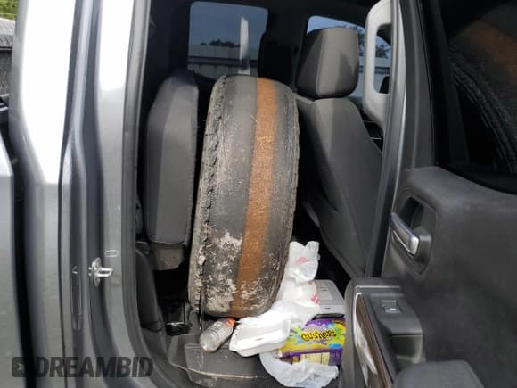 ✅ 2020 Chevrolet Silverado 1500 RST • VIN: 1GCRYEED5LZ362804 • Lot: 68286125. Listed on Copart with 47,618 mi. Free auction sales archive from the USA and detailed vehicle history report at DreamBid. Image 10.