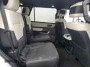 ✅ 2023 Toyota Sequoia SR5 • VIN: 7SVAAABA7PX016524 • Лот: 69521045. Опубликован ранее на Copart с пробегом 26 202 миль. Бесплатный доступ к архиву аукционных продаж из США и подробный отчёт об истории автомобиля на DreamBid. Изображение 11.