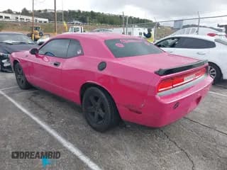 ✅ 2010 Dodge Challenger SE • VIN: 2B3CJ4DV7AH166859 • Lot: 41726056. Wystawiony na IAAI z przebiegiem 116 828 mil. Bezpłatny archiwum sprzedaży aukcyjnych z USA i szczegółowy raport historii pojazdu na DreamBid. Zdjęcie 3.