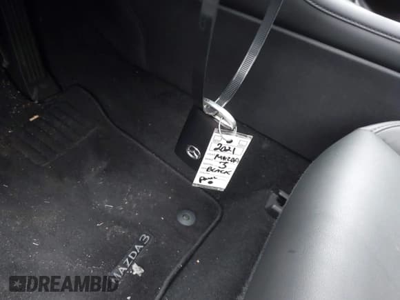 ✅ 2021 Mazda 3 Preferred • VIN: 3MZBPBCL1MM254161 • Лот: 43002093. Опубликован ранее на IAAI с пробегом 18 830 миль. Бесплатный доступ к архиву аукционных продаж из США и подробный отчёт об истории автомобиля на DreamBid. Изображение 11.