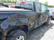 2019 Chevrolet Colorado 4WD LT с VIN 1GCHTCEN5K1322162, выставлен на аукционе IAAI как лот 42790846 с пробегом 64 723 миль миль и . История ставок и продаж доступна на DreamBid. Изображение 6.