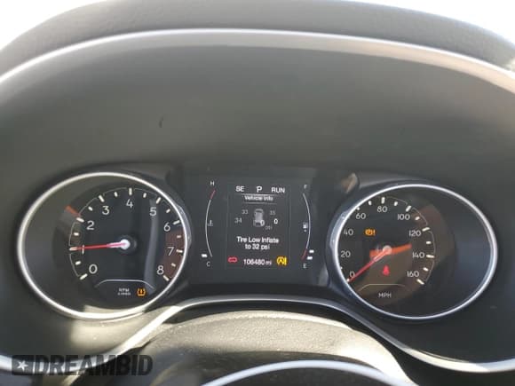 ✅ 2018 Jeep Compass Sport • VIN: 3C4NJCAB6JT319024 • Lot: 91902795. Listed on Copart with 106,480 mi. Free auction sales archive from the USA and detailed vehicle history report at DreamBid. Image 9.