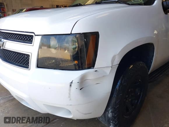 ✅ 2014 Chevrolet Tahoe Commercial • VIN: 1GNLC2E07ER188521 • Lot: 42715650. Wystawiony na IAAI z przebiegiem 194 028 mil. Bezpłatny archiwum sprzedaży aukcyjnych z USA i szczegółowy raport historii pojazdu na DreamBid. Zdjęcie 6.