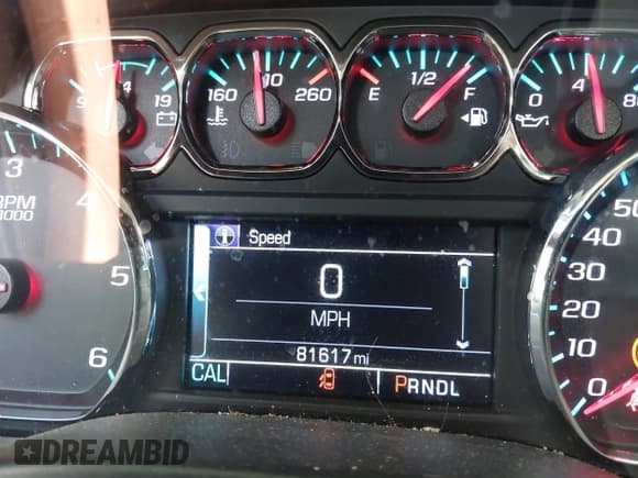 ✅ 2019 Chevrolet Silverado 1500 LT • VIN: 2GCRCPEC1K1108399 • Lot: 42600366. Wystawiony na IAAI z przebiegiem 81 617 mil. Bezpłatny archiwum sprzedaży aukcyjnych z USA i szczegółowy raport historii pojazdu na DreamBid. Zdjęcie 16.