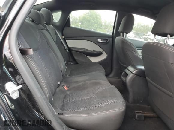 ✅ 2016 Dodge Dart SXT • VIN: 1C3CDFBB6GD504417 • Lot: 81270385. Wystawiony na Copart z przebiegiem 151 842 mil. Bezpłatny archiwum sprzedaży aukcyjnych z USA i szczegółowy raport historii pojazdu na DreamBid. Zdjęcie 10.