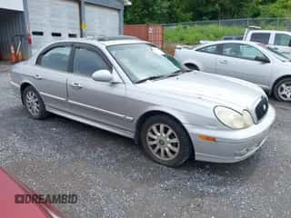 2004 Hyundai Sonata GLS с VIN KMHWF35HX4A960494, выставлен на аукционе IAAI как лот 42351968 с пробегом 230 019 миль миль и . История ставок и продаж доступна на DreamBid. Изображение 1.