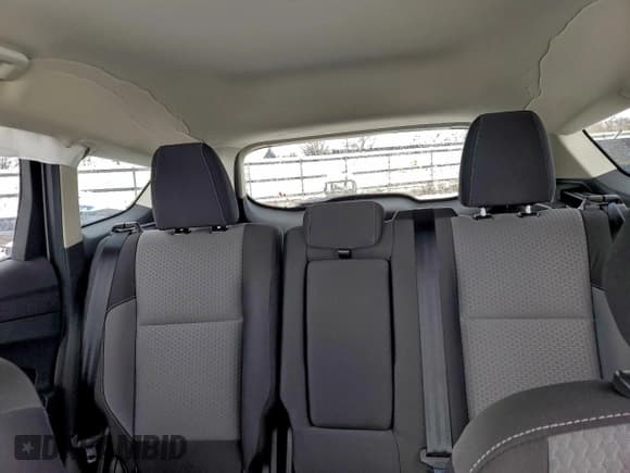 ✅ 2019 Ford Escape SE • VIN: 1FMCU9GD1KUB51645 • Лот: 95333675. Опубликован ранее на Copart с пробегом 85 719 миль. Бесплатный доступ к архиву аукционных продаж из США и подробный отчёт об истории автомобиля на DreamBid. Изображение 10.