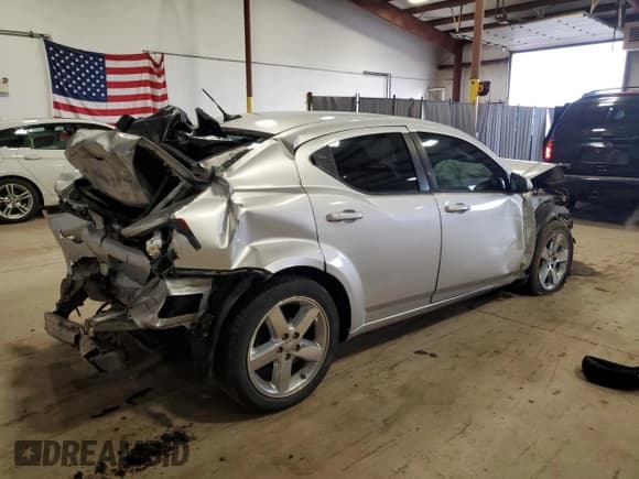 ✅ 2012 Dodge Avenger SXT • VIN: 1C3CDZCB8CN228228 • Lot: 45995875. Wystawiony na Copart z przebiegiem Nie podano. Bezpłatny archiwum sprzedaży aukcyjnych z USA i szczegółowy raport historii pojazdu na DreamBid. Zdjęcie 3.