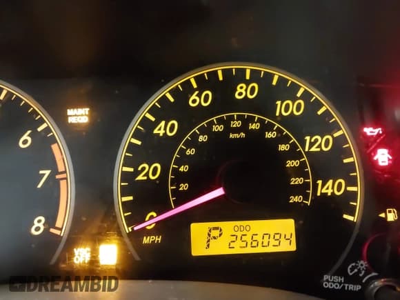 ✅ 2010 Toyota Corolla • VIN: 1NXBU4EE8AZ213695 • Лот: 43648648. Опубликован ранее на IAAI с пробегом 256 094 миль. Бесплатный доступ к архиву аукционных продаж из США и подробный отчёт об истории автомобиля на DreamBid. Изображение 15.