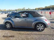 ✅ 2006 Volkswagen Beetle • VIN: 3VWRF31Y46M332134 • Лот: 43544817. Опубликован ранее на IAAI с пробегом 82 264 миль. Бесплатный доступ к архиву аукционных продаж из США и подробный отчёт об истории автомобиля на DreamBid. Изображение 15.