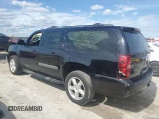 ✅ 2007 Chevrolet Suburban LT • VIN: 1GNFC16J97J299992 • Lot: 62642934. Wystawiony na Copart z przebiegiem 317 375 mil. Bezpłatny archiwum sprzedaży aukcyjnych z USA i szczegółowy raport historii pojazdu na DreamBid. Zdjęcie 2.